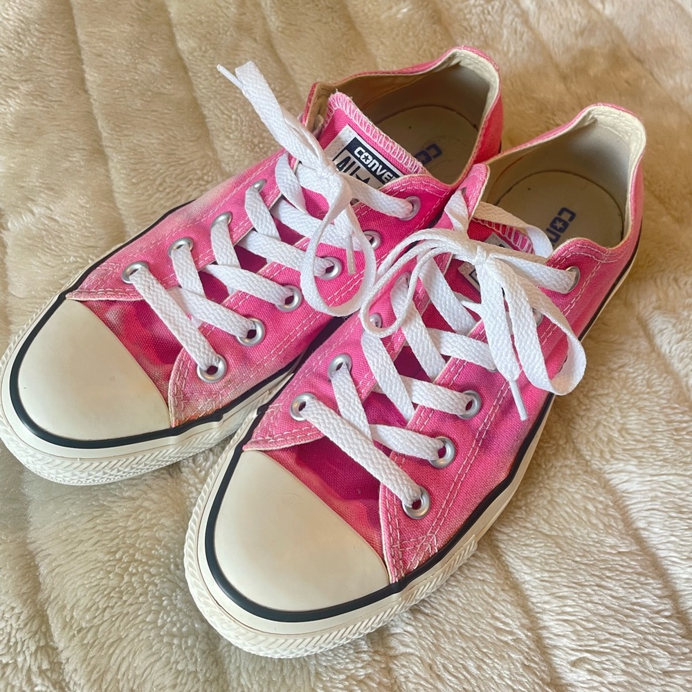 Converse women’s